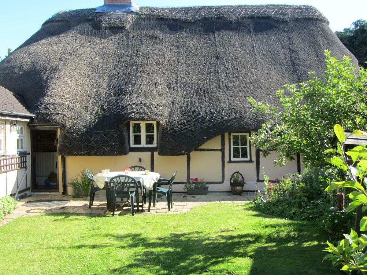 Villa The Stable à Eastleigh Extérieur photo